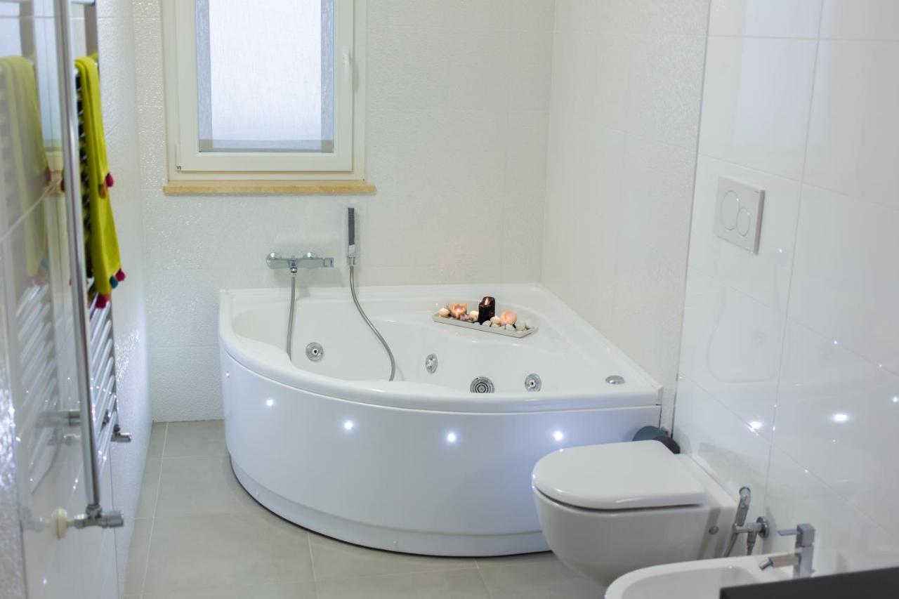 Sea View Apartment Monopoli Exterior photo